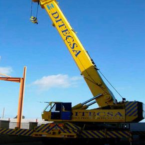 Gruas Aeropuerto grúa de brazo 4